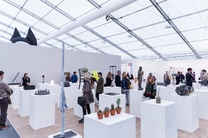 <a href='/art-galleries/hauser-wirth/' target='_blank'>Hauser & Wirth</a> at Frieze London 2015 Photo: © Charles Roussel & Ocula